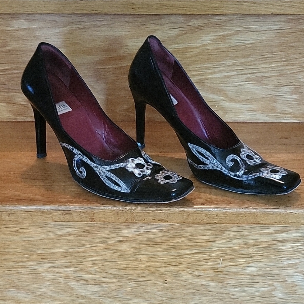RARE Vintage Italian Leather Black Leather & Snakeskin Stiletto Heels, 38.5